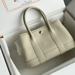 Alternative view of HERMES Totes Bags Beige-Silver 23X16X10CM H2010062924