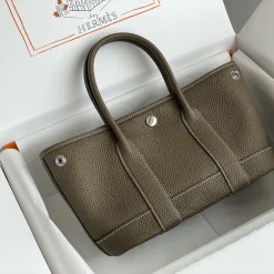HERMES Totes Bags Brown 23X16X10CM H2010062930