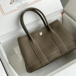 Alternative view of HERMES Totes Bags Brown 23X16X10CM H2010062930