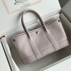 HERMES Totes Bags Pink-Silver 23X16X10CM H2010062919
