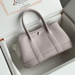 Alternative view of HERMES Totes Bags Pink-Silver 23X16X10CM H2010062919