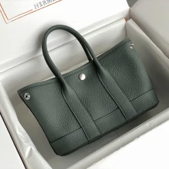 HERMES Totes Bags Togo Leather Green-Silver 23X16X10CM H2010062908