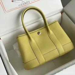 Alternative view of HERMES Totes Bags Togo Leather Yellow 23X16X10CM H2010062928