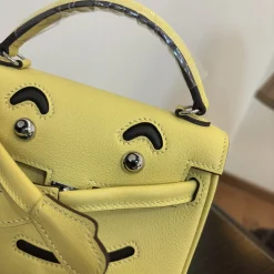 Alternative view of HERMES Trend Bags Yellow-Black A35010063453
