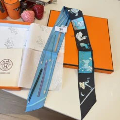 Alternative view of HERMES Twilly Silk Blue-Navy One Size D510072840