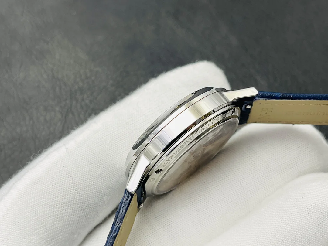 JAEGER LECOULTRE Master Automatic Q1368420 (White Dial) 40mm A65010070130 - Image 6