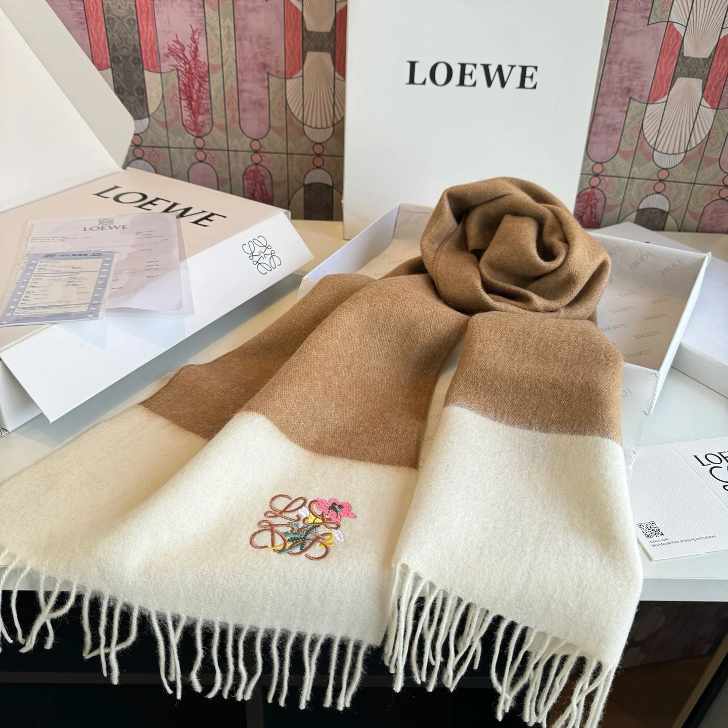LOEWE Scarves Cashmere Beige-Brown 30_180CM A3010070850 - Image 7