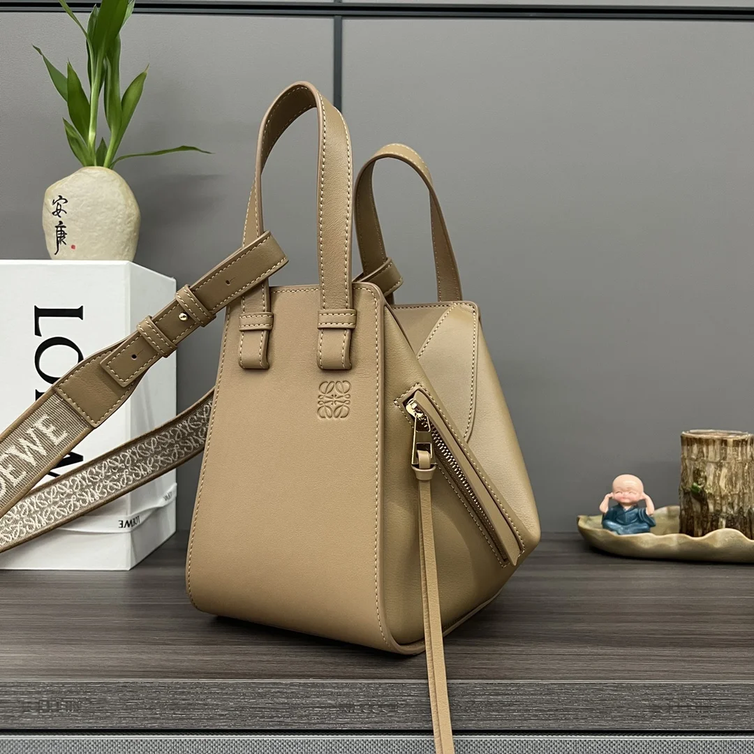 LOEWE Shoulder Bags Beige-Gold 19.5X14.4X20.8CM G8010063963 - Image 2