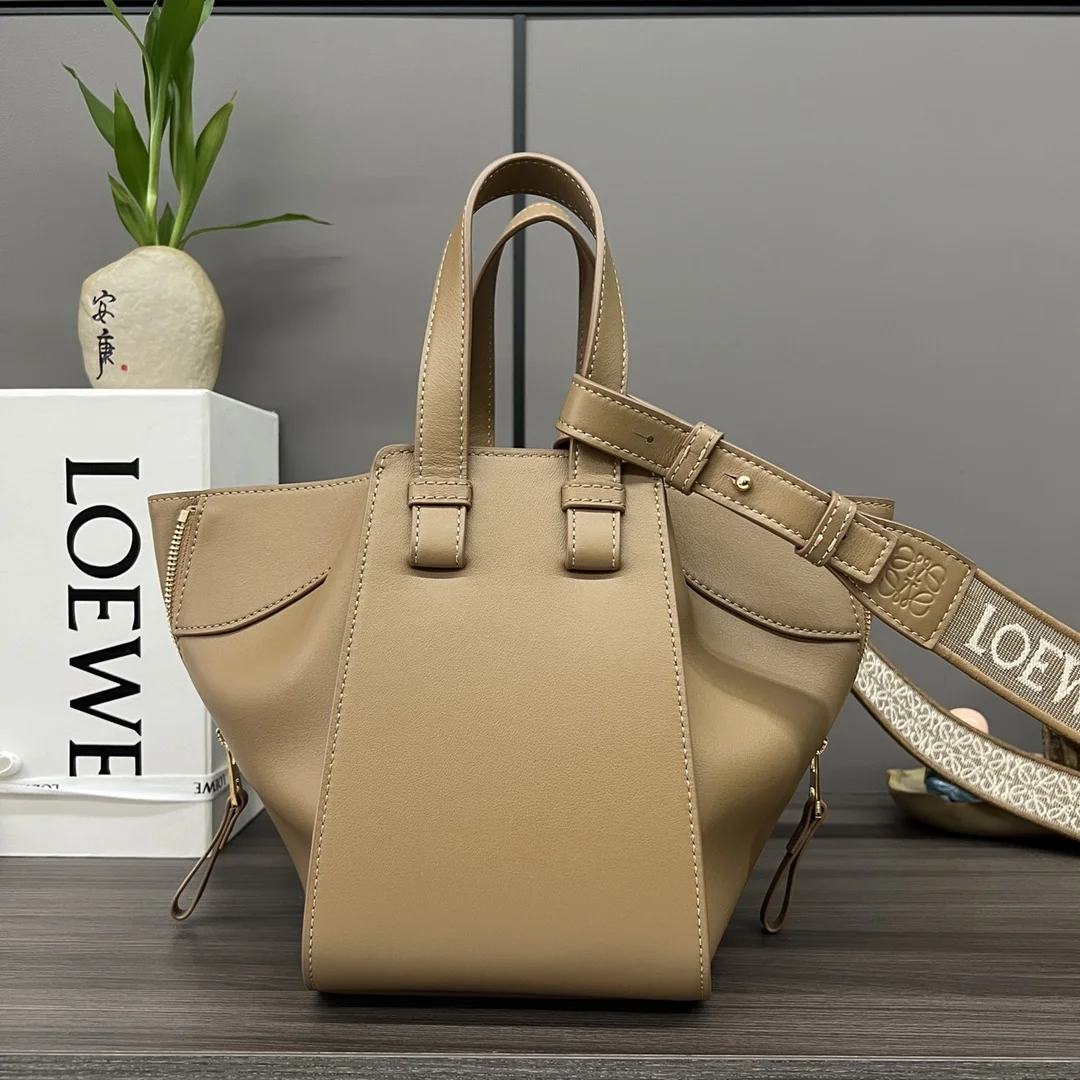 LOEWE Shoulder Bags Beige-Gold 19.5X14.4X20.8CM G8010063963 - Image 3