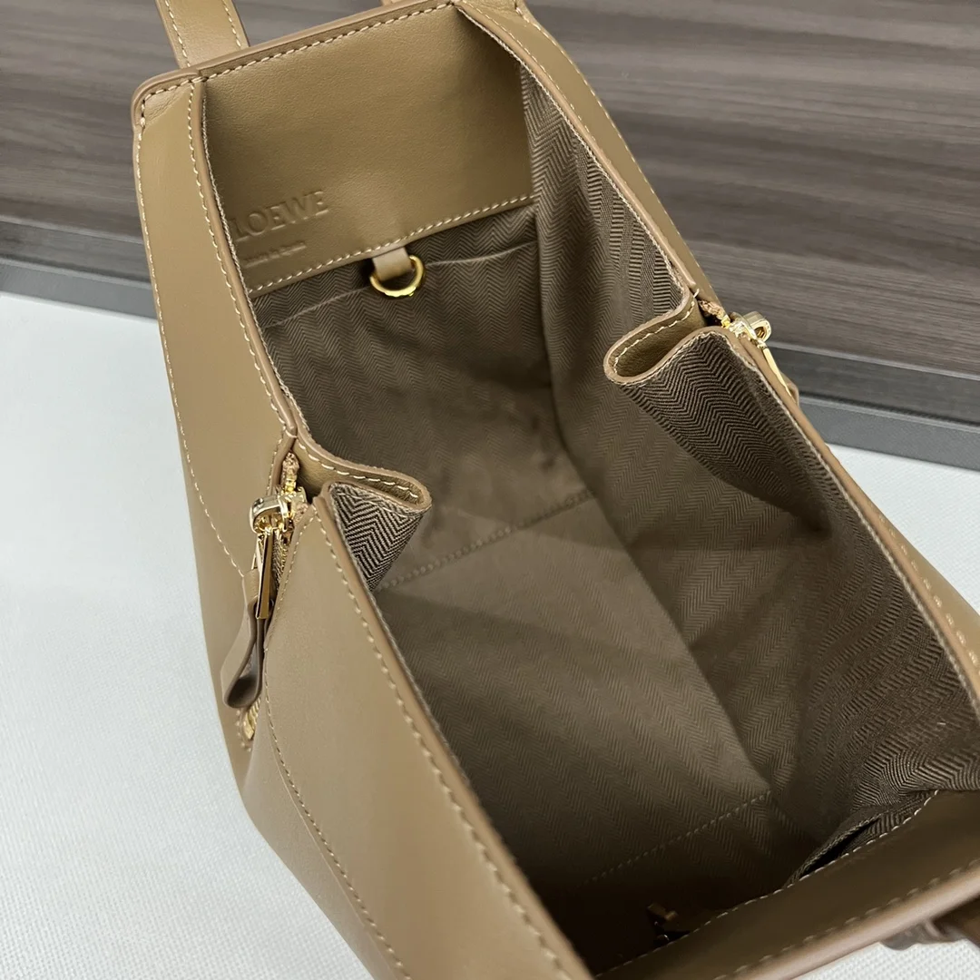 LOEWE Shoulder Bags Beige-Gold 19.5X14.4X20.8CM G8010063963 - Image 8