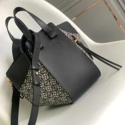 LOEWE Shoulder Bags Black-White 29X14X26CM G3010063116