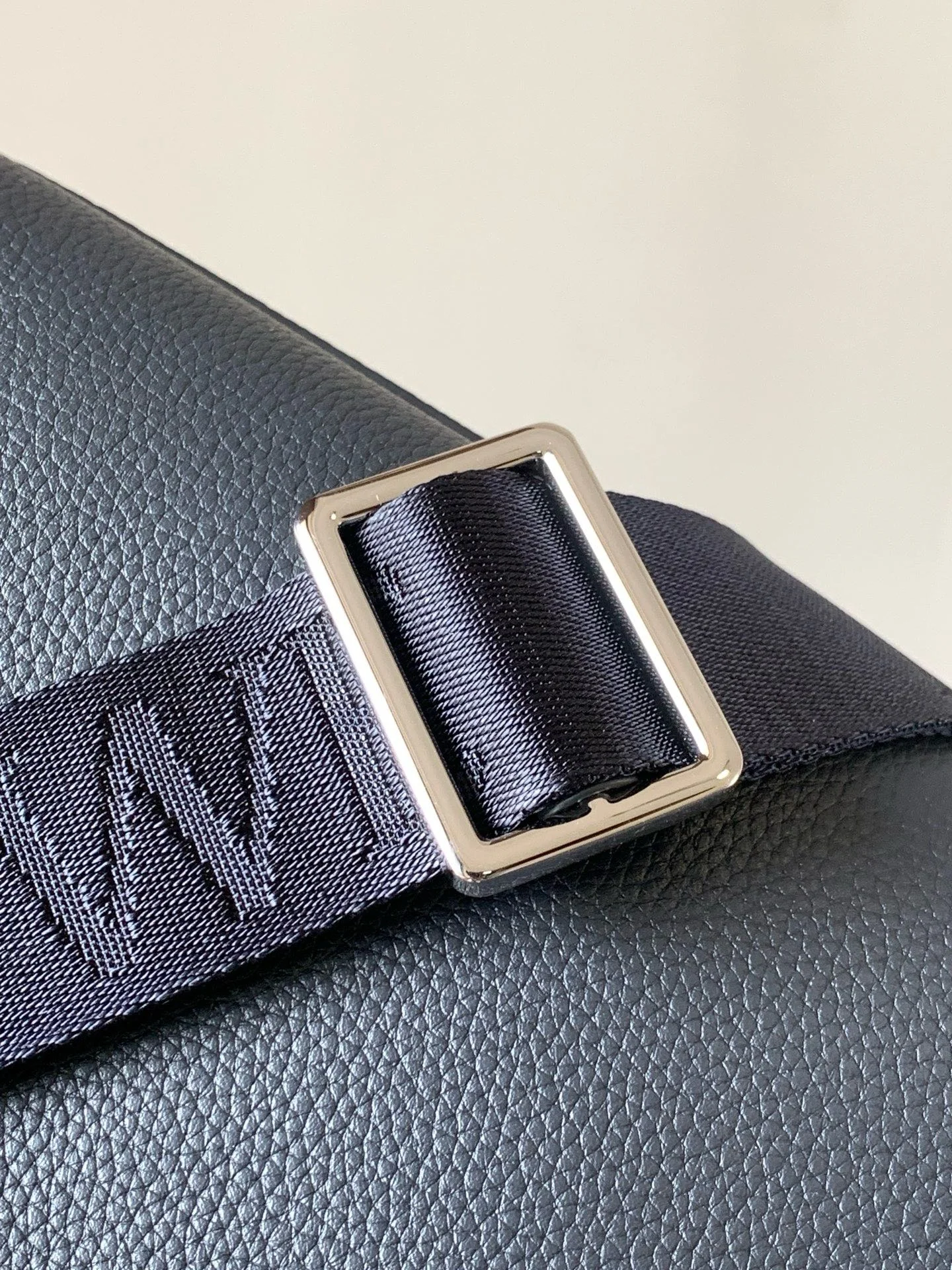 LOEWE Shoulder Bags Blue-Navy 18X13X8.5CM F4010060428 - Image 7