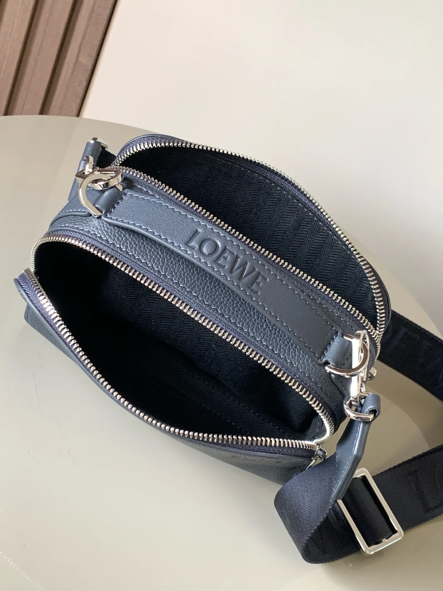 LOEWE Shoulder Bags Blue-Navy 18X13X8.5CM F4010060428 - Image 8