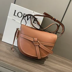 LOEWE Shoulder Bags Brown 26X12.5X19CM G5010062742
