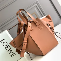 LOEWE Shoulder Bags Brown 29X14X26CM G8010063134