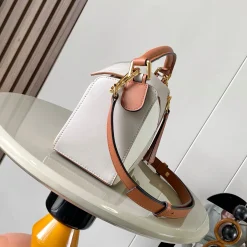 Alternative view of LOEWE Shoulder Bags Grained Calf Leather White-Tan 24X16X10CM F7010060512
