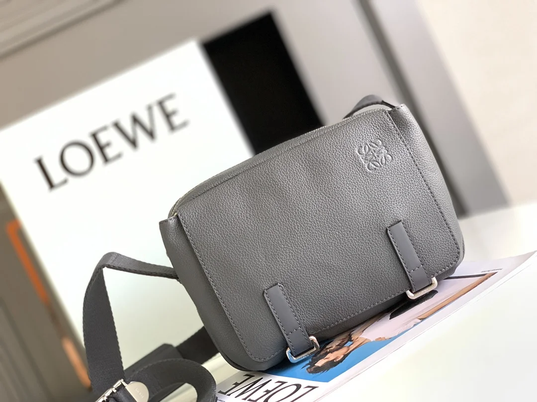 LOEWE Shoulder Bags Gray 24X17.5X11CM F5010063648