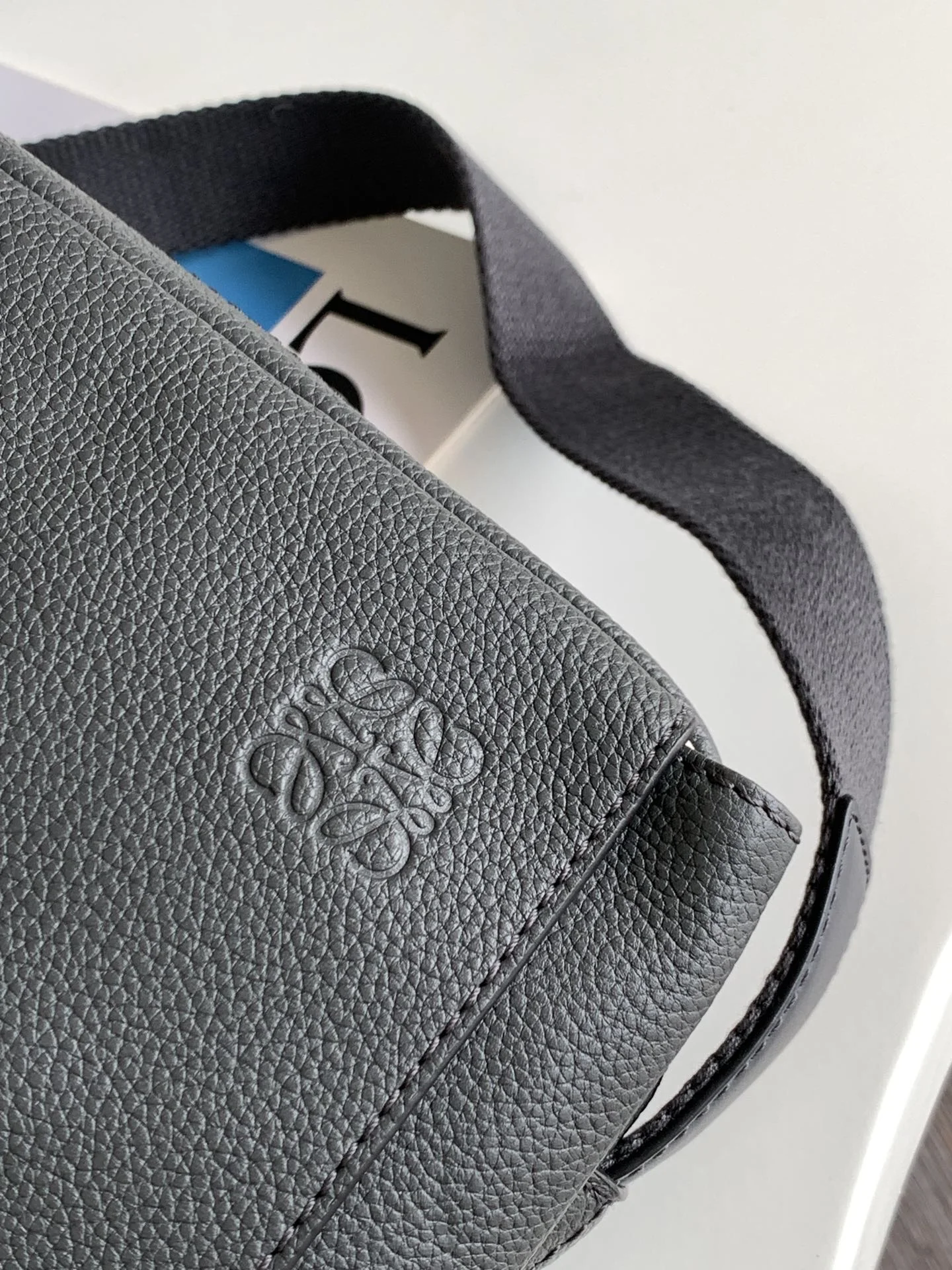 LOEWE Shoulder Bags Gray 24X17.5X11CM F5010063648 - Image 4
