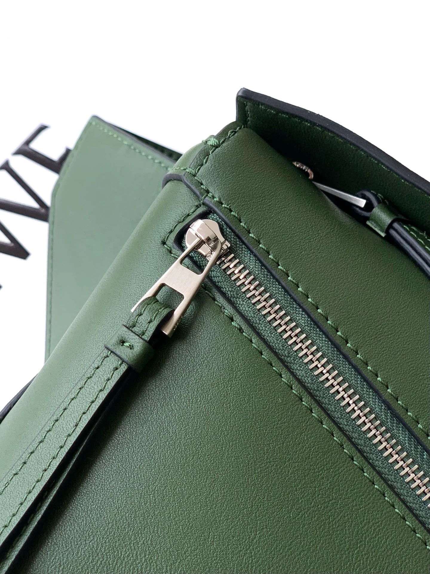 LOEWE Shoulder Bags Green 18CMX12CMX7.5CM F1010060542 - Image 8