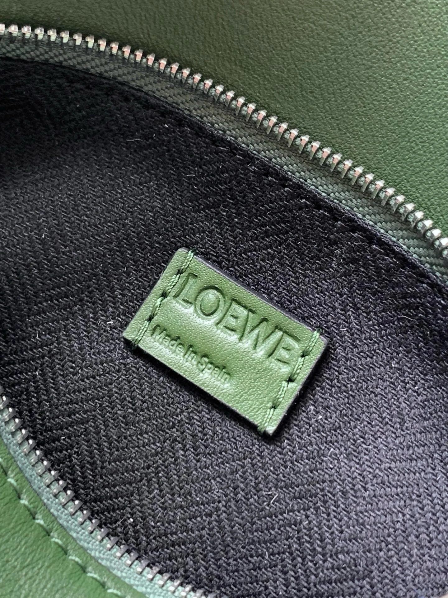 LOEWE Shoulder Bags Green 18CMX12CMX7.5CM F1010060542 - Image 9