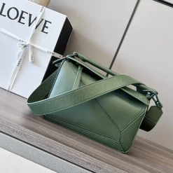 LOEWE Shoulder Bags Green 24X16.5X10.5CM G0010065495