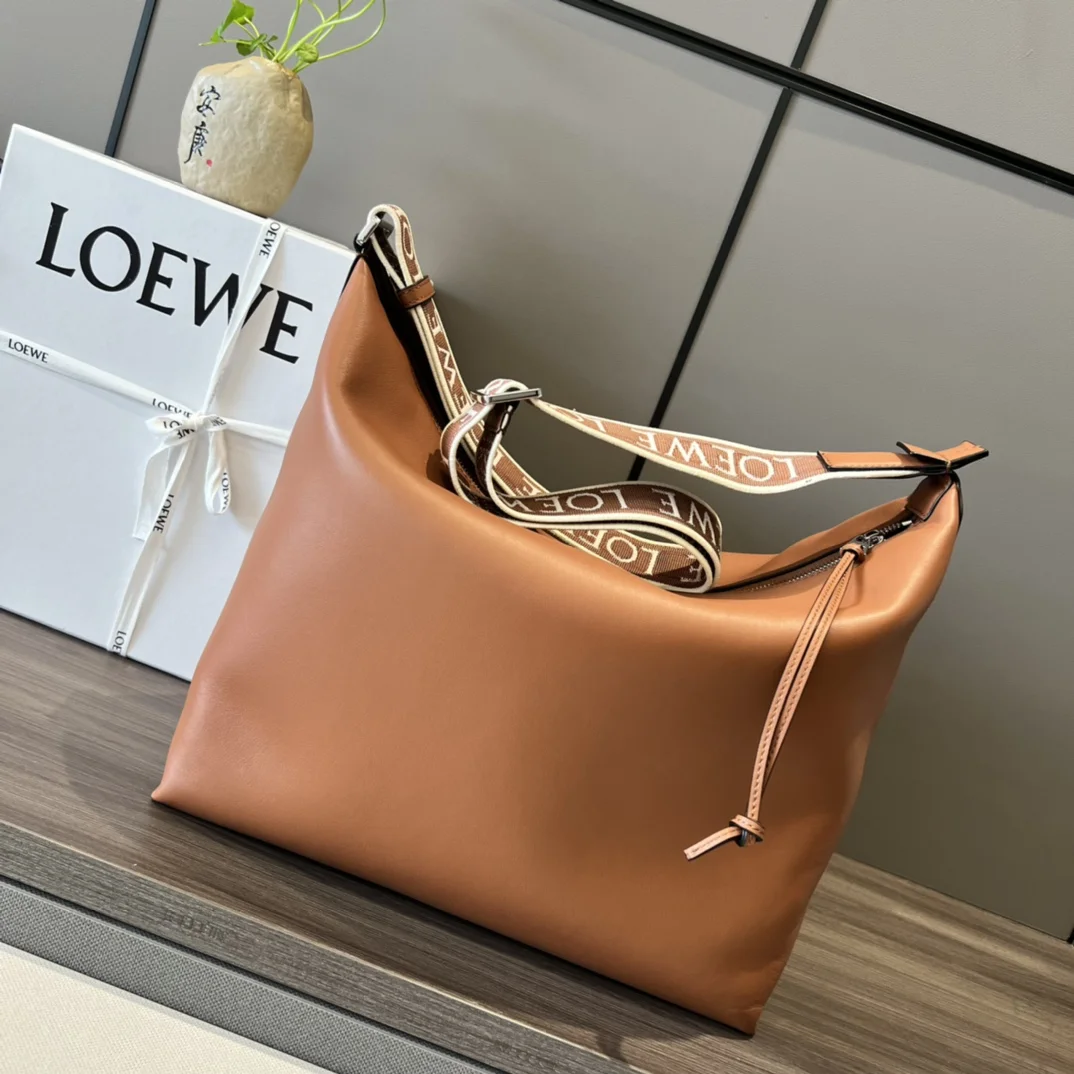 LOEWE Shoulder Bags Leather Jacquard Brown-White 44X30X18CM G0010063492