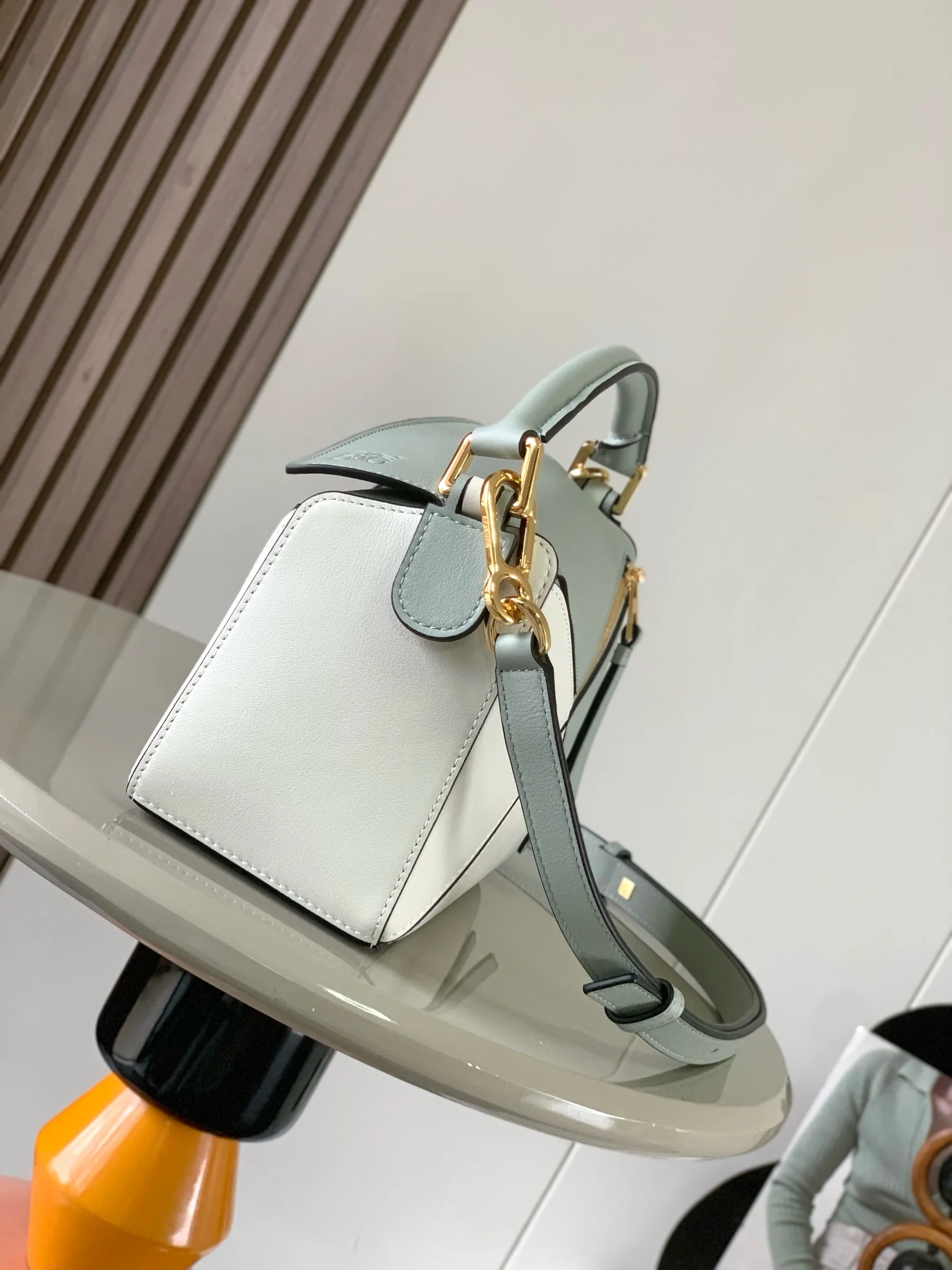 LOEWE Shoulder Bags Mintgreen-Lightblue 24X16X10CM F7010060494 - Image 2