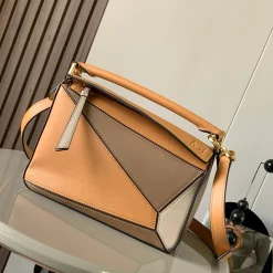 LOEWE Shoulder Bags Nappa Calf Leather Brown-Beige 24X16X10CM F7010060500