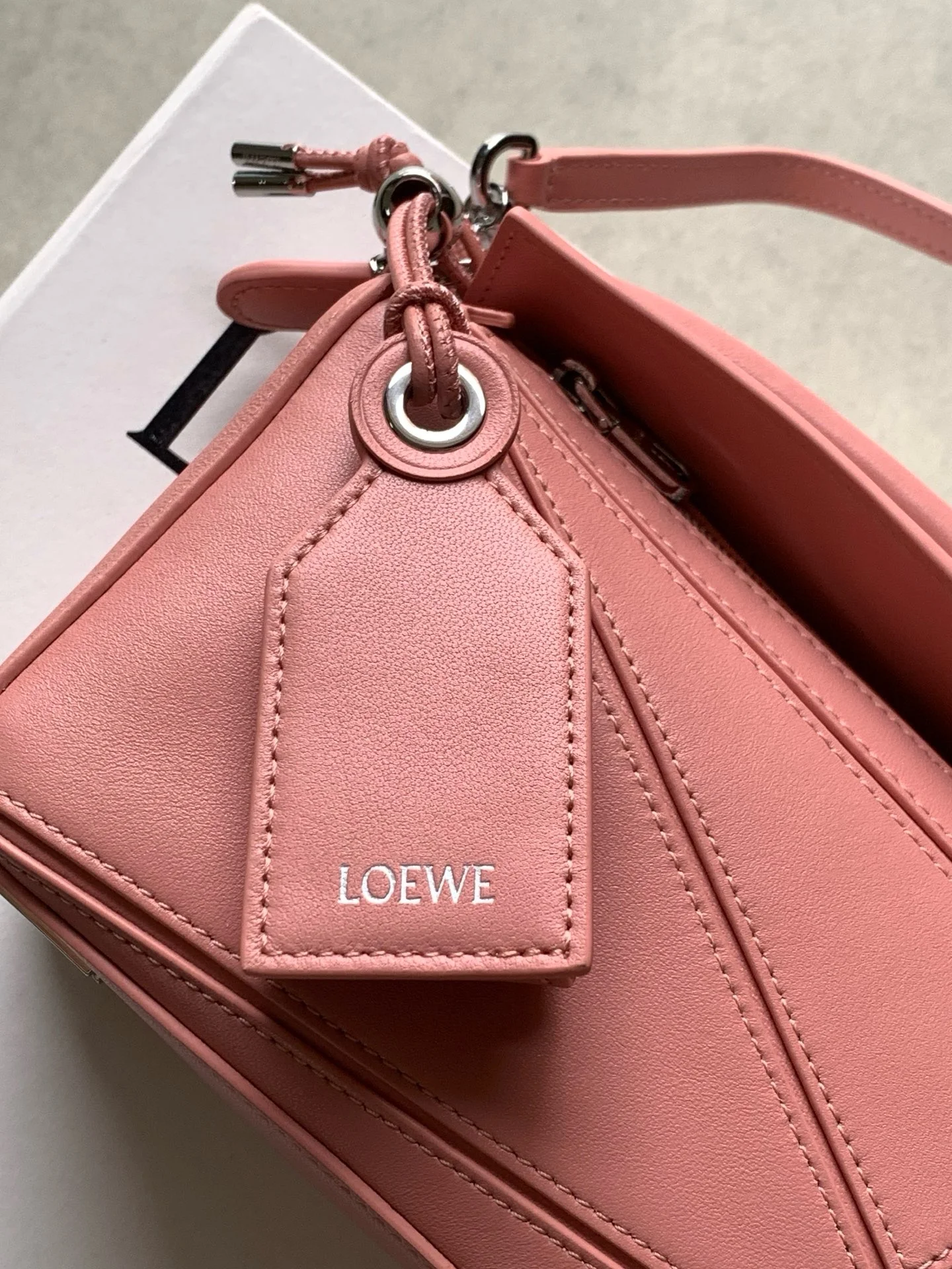 LOEWE Shoulder Bags Pink 18X12.5X7.5CM F7010060571 - Image 5