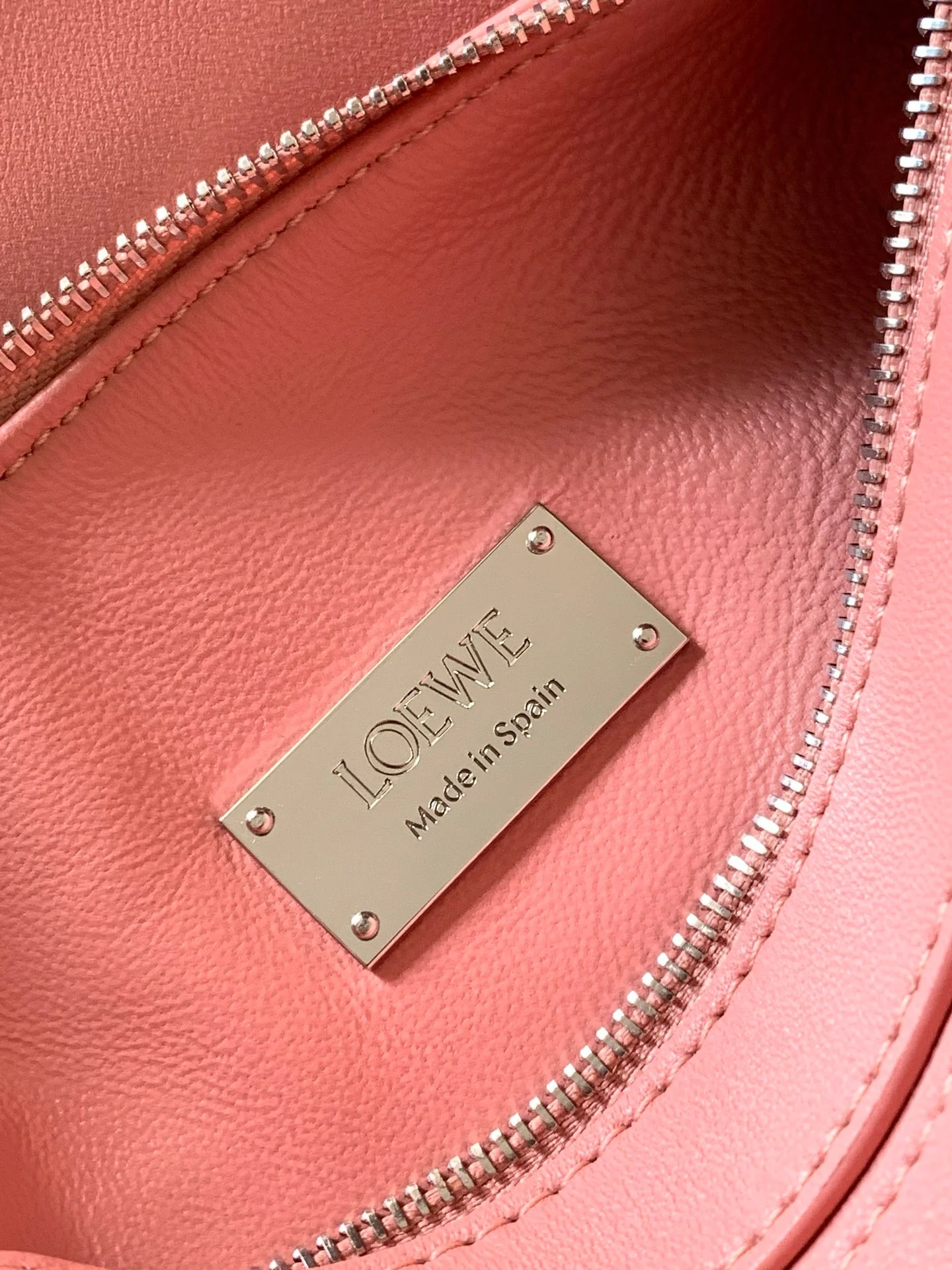 LOEWE Shoulder Bags Pink 18X12.5X7.5CM F7010060571 - Image 9