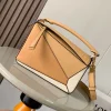 LOEWE Shoulder Bags Tan-White 24X16X10CM F7010060517