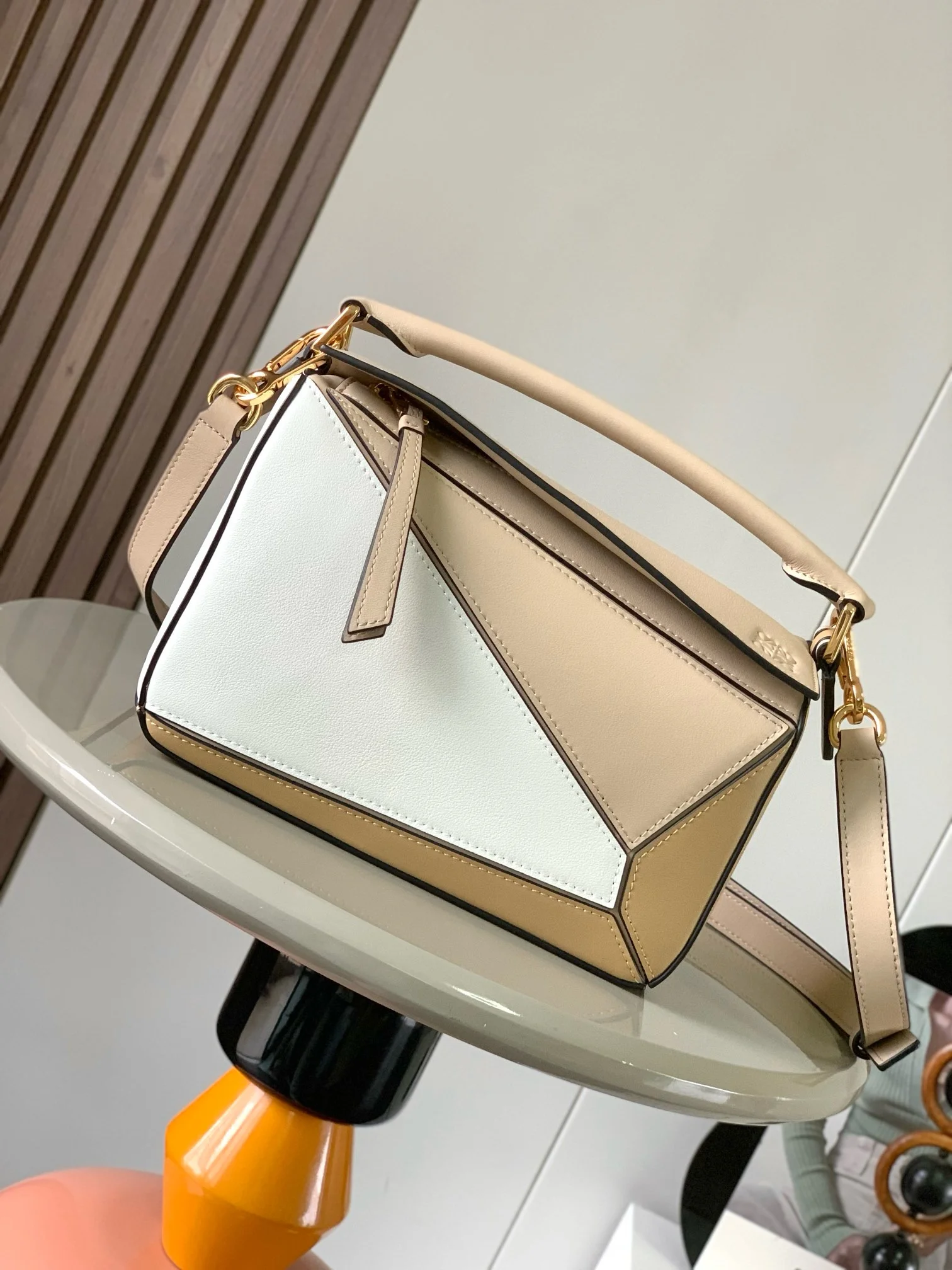 LOEWE Shoulder Bags White-Beige 24X16X10CM F7010060523