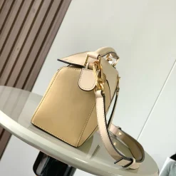Alternative view of LOEWE Shoulder Bags White-Beige 24X16X10CM F7010060523