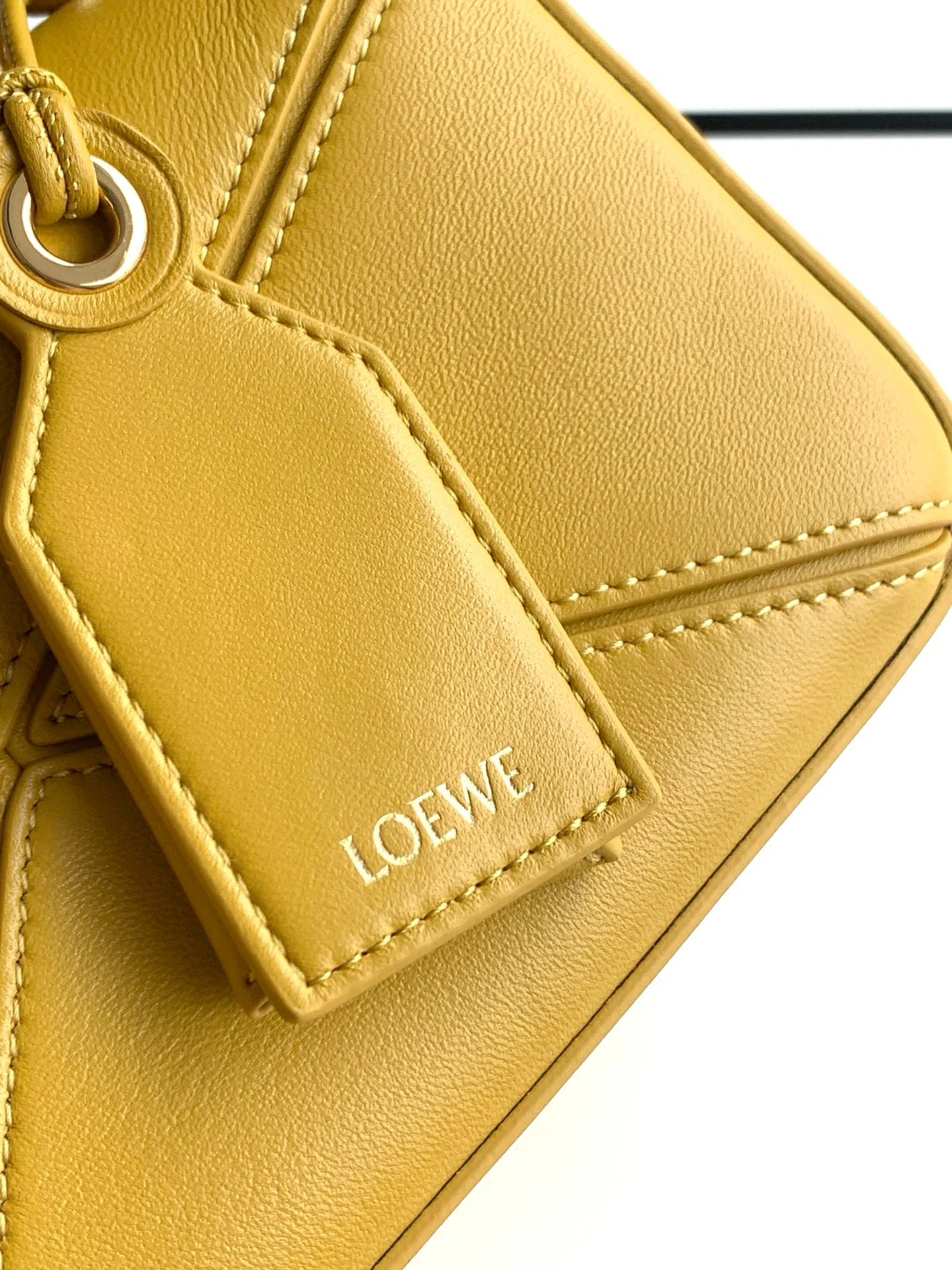 LOEWE Shoulder Bags Yellow 18X12.5X7.5CM F7010060567 - Image 5
