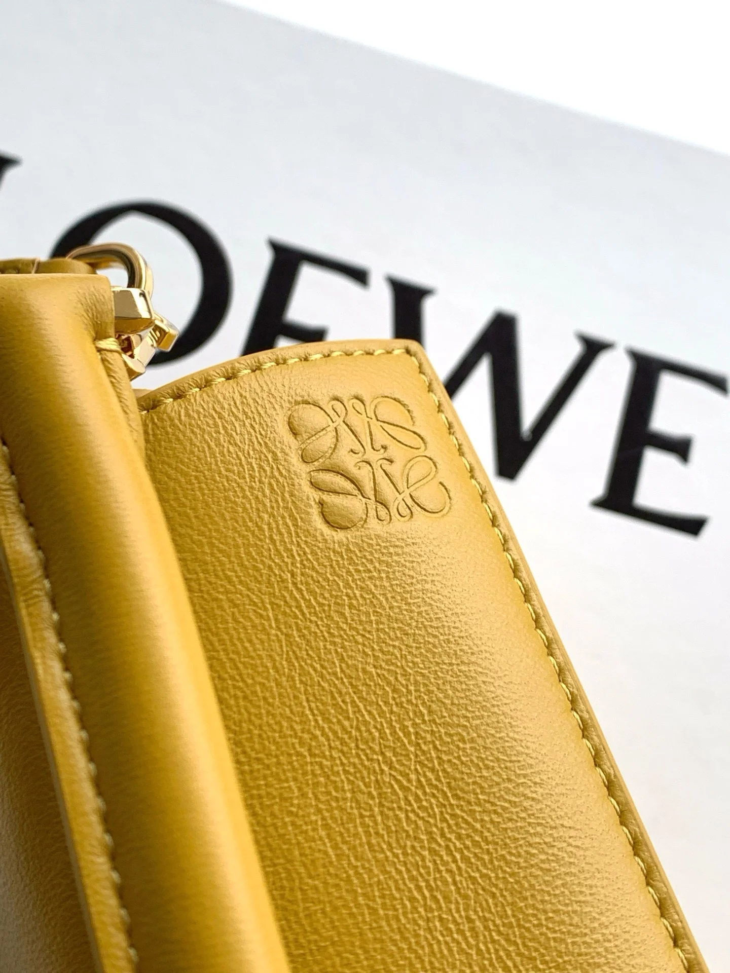 LOEWE Shoulder Bags Yellow 18X12.5X7.5CM F7010060567 - Image 6