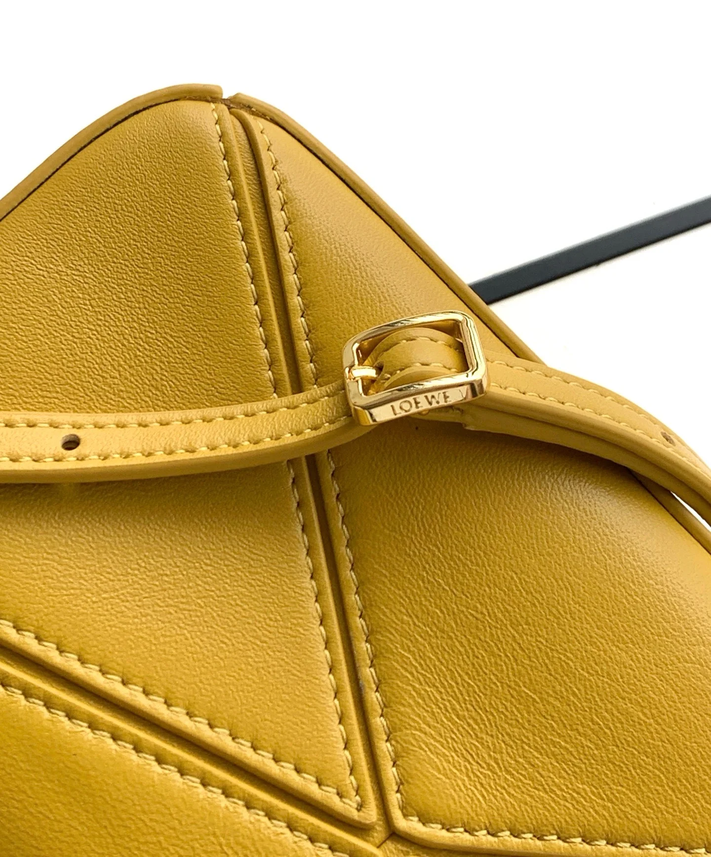 LOEWE Shoulder Bags Yellow 18X12.5X7.5CM F7010060567 - Image 7