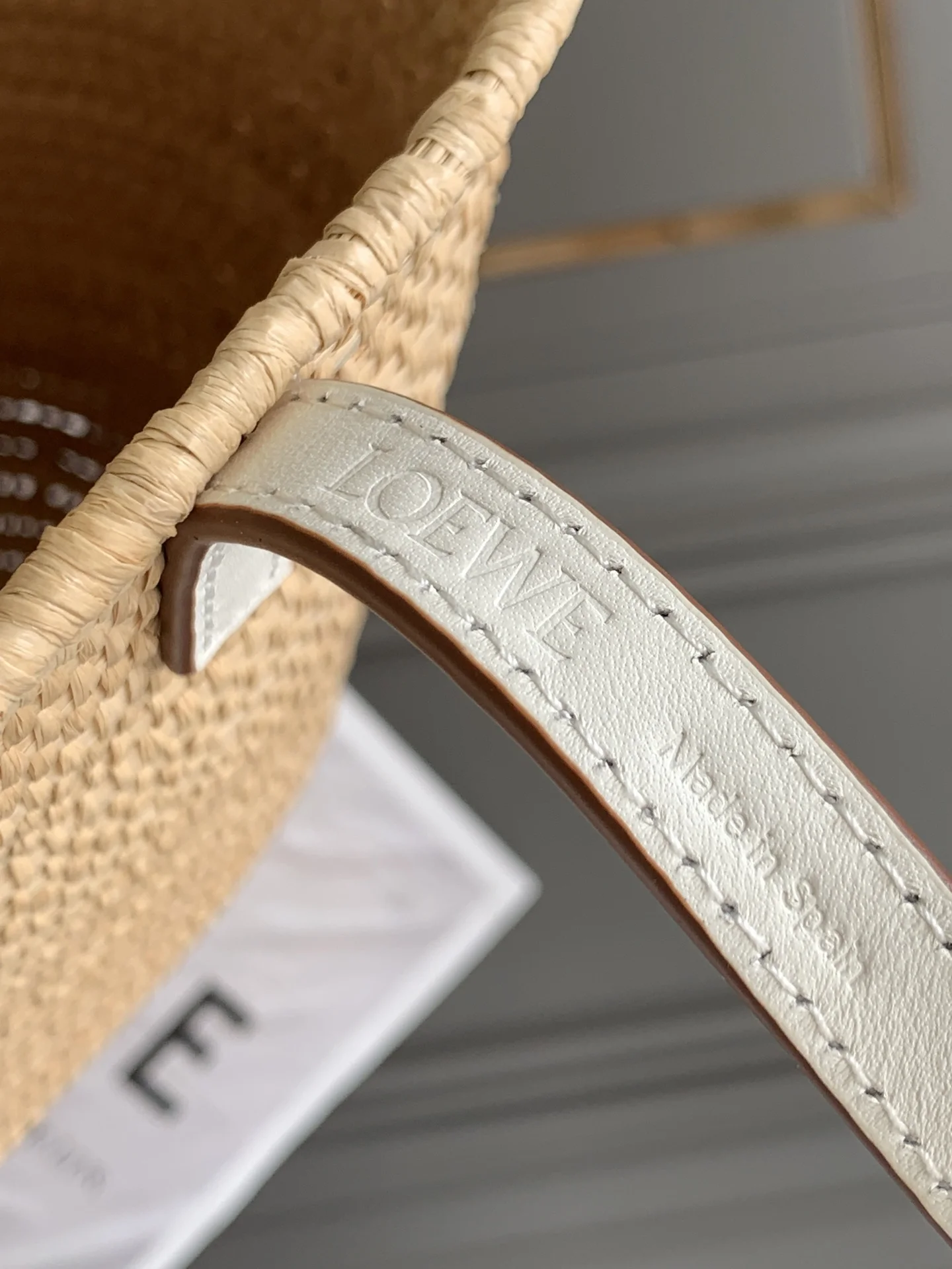 LOEWE Totes Bags Raffia Leather Tan-White 30X21X11CM F0010063838 - Image 7