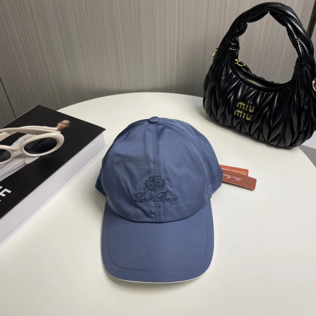 LORO PIANA Caps Wool Blue One Size D810073147