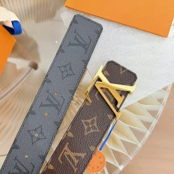 Alternative view of LV Belts Brown-Gold 4.0cm Width A7010050044