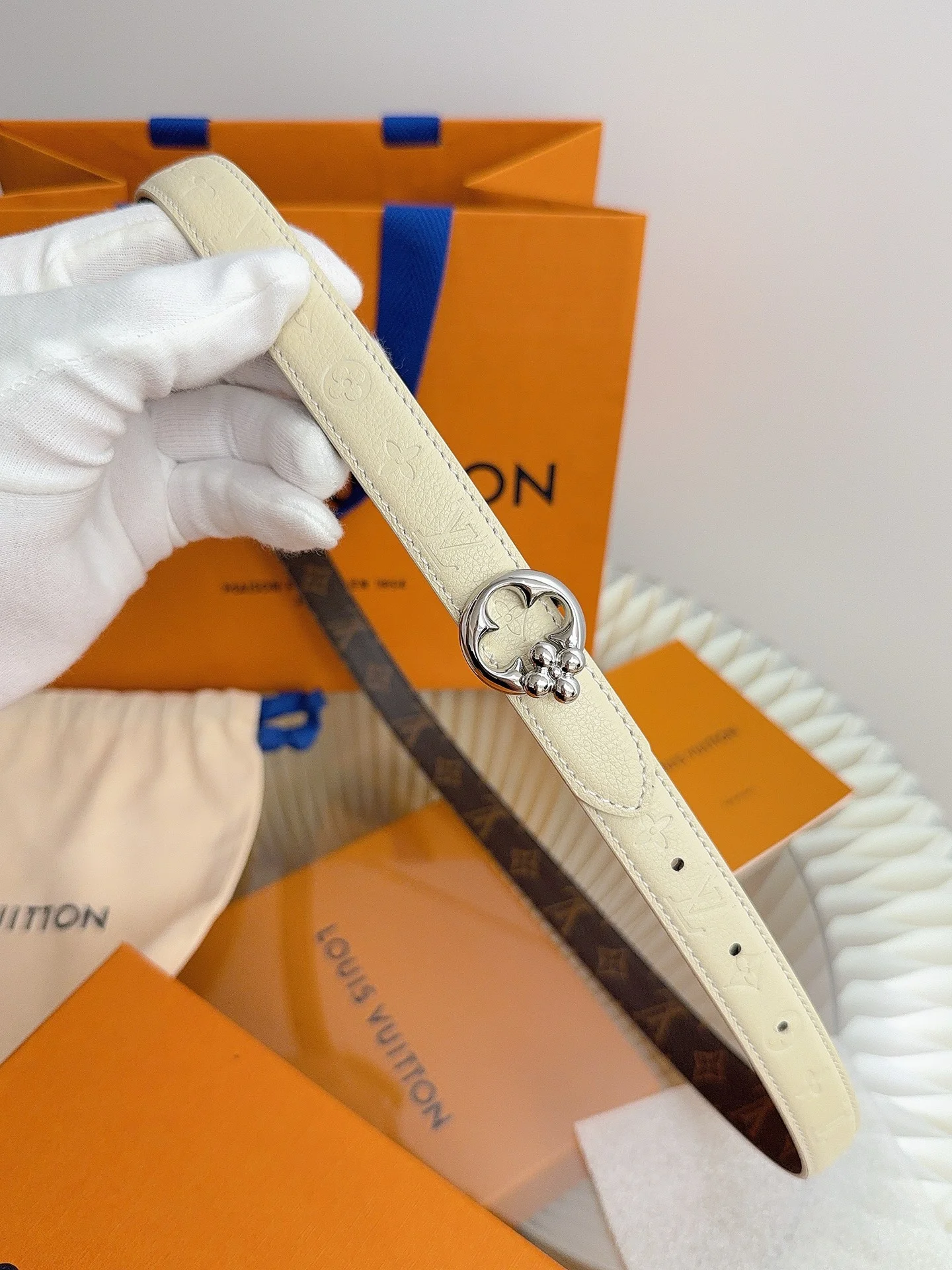 LV Belts Cream-Silver 2.0cm Width A6010050320