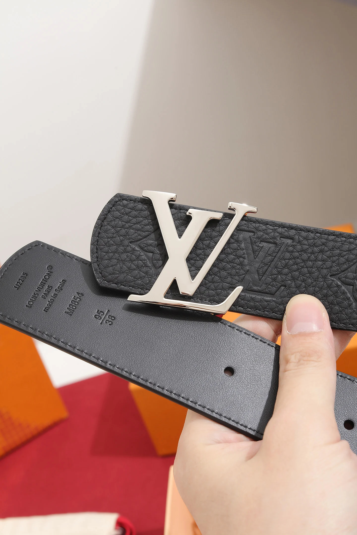 LV Belts Leather Black-Silver B2010050140 - Image 3