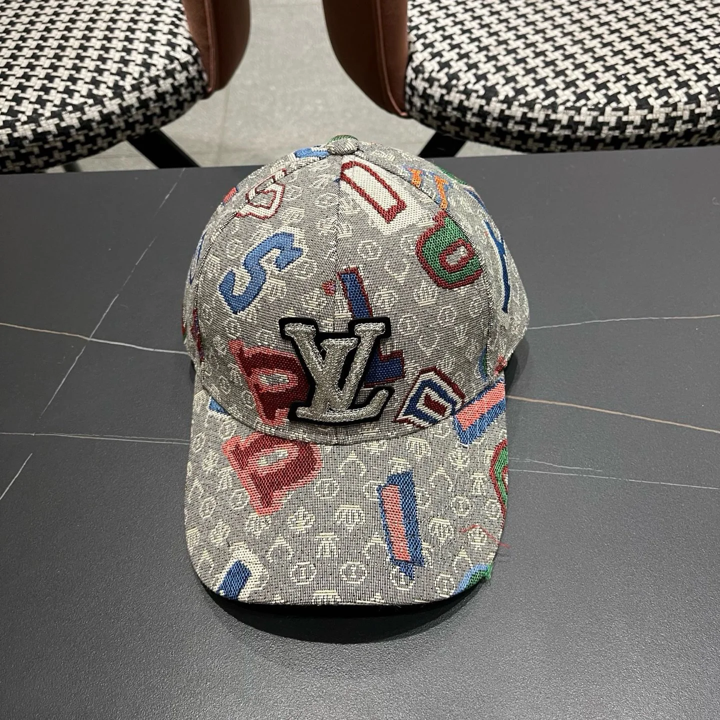 LV Caps Gray-Multi F010072781