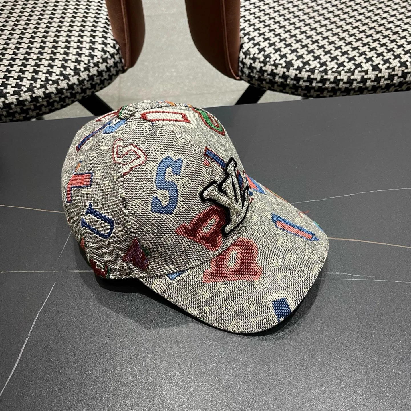 LV Caps Gray-Multi F010072781 - Image 6