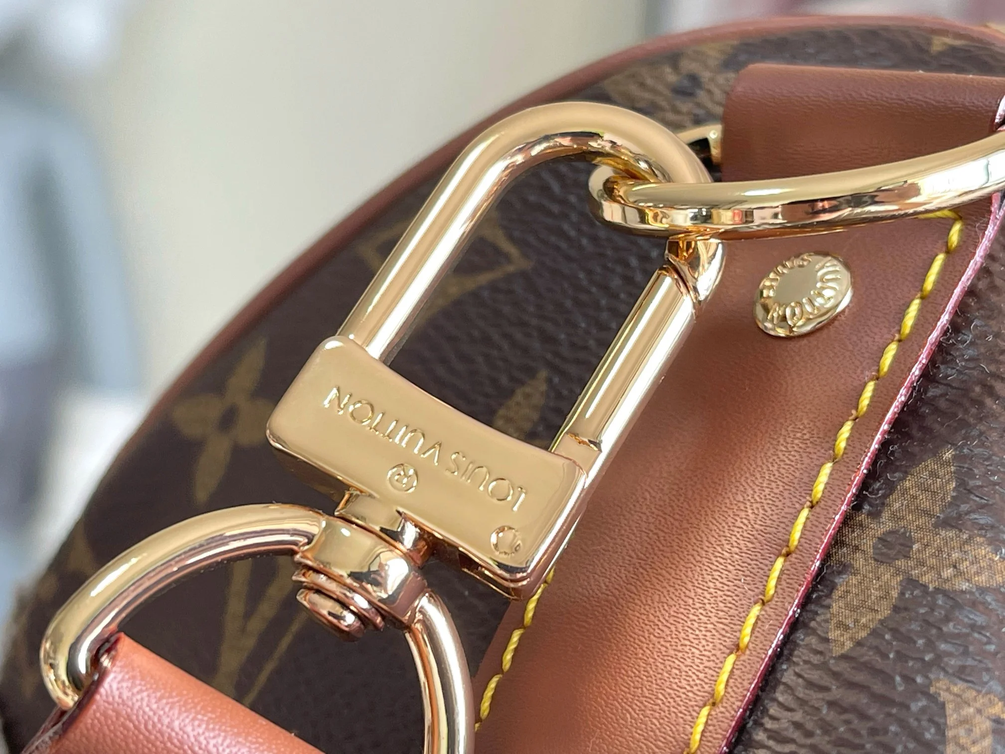 LV Duffles Bags Calf Leather Brown-White 50X29X23CM H8010062756 - Image 7