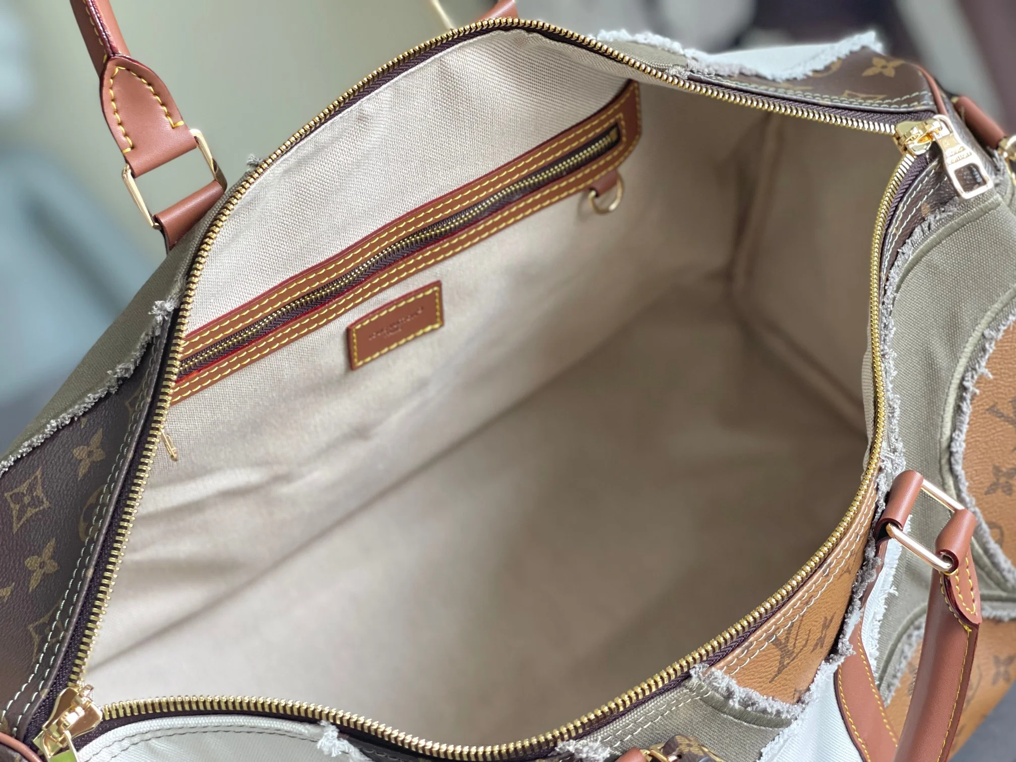 LV Duffles Bags Calf Leather Brown-White 50X29X23CM H8010062756 - Image 9