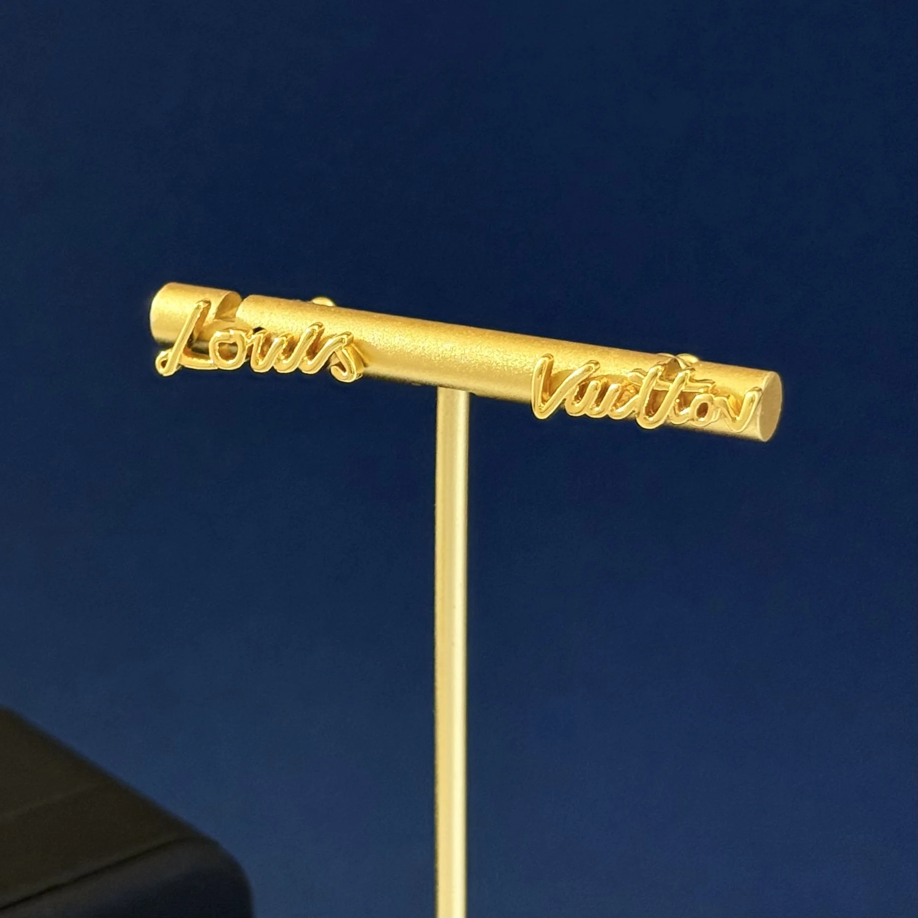LV Earrings E510050114 - Image 8