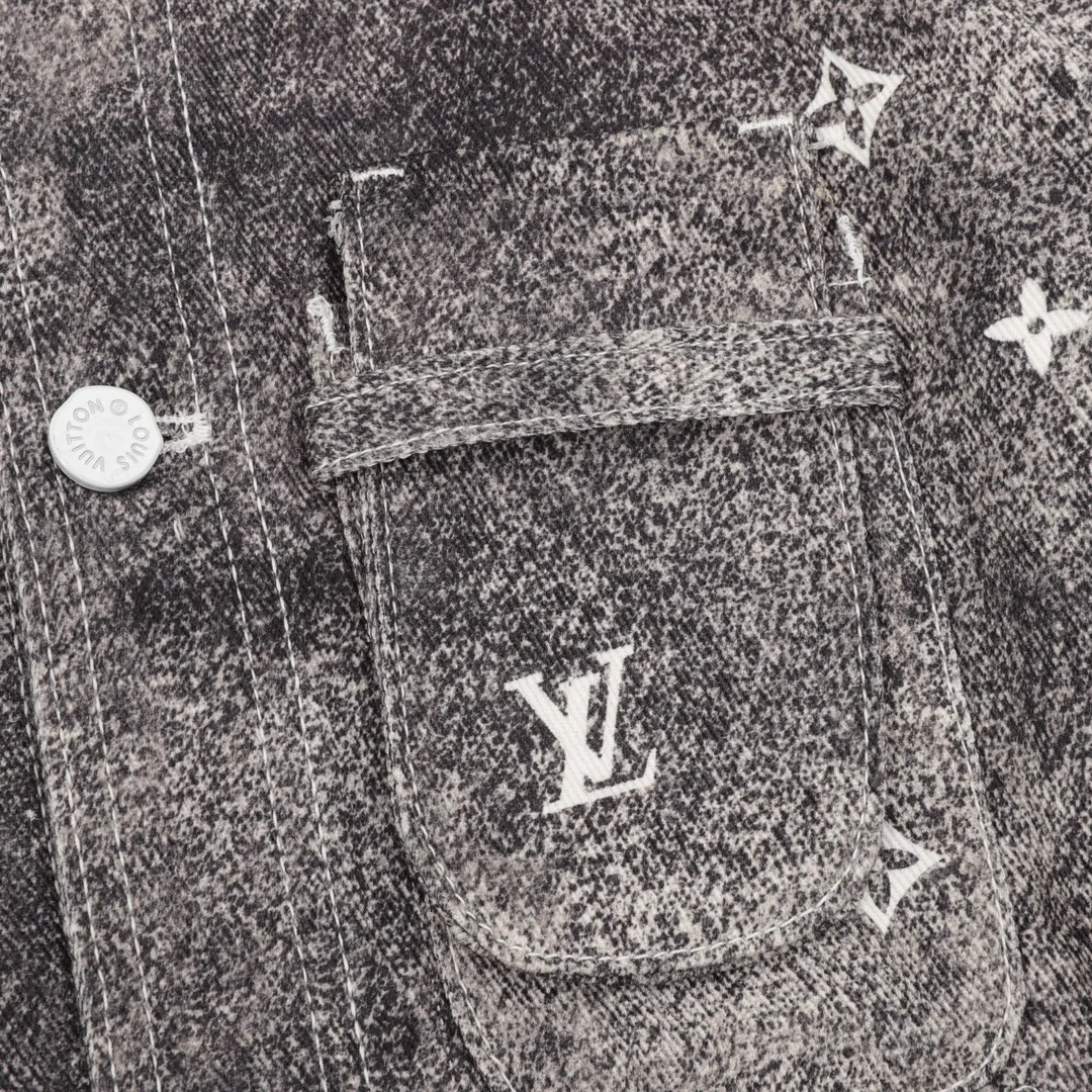 LV Jackets Black-White S-L B40202610040013 - Image 4