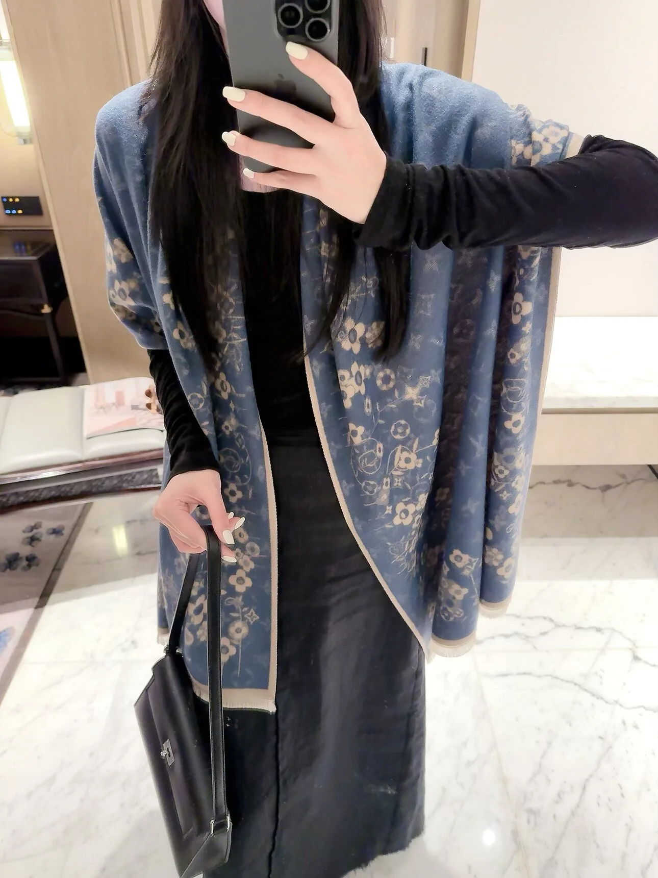 LV Scarves Wool Silk Beige-Black 180x60CM D510070922 - Image 6