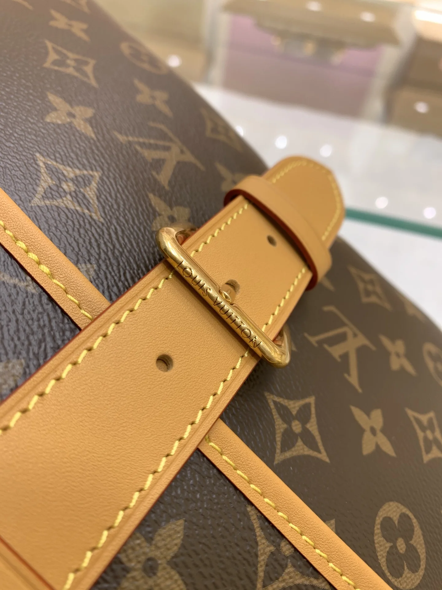 LV Shoulder Bags Brown-Tan 34.5X26X13CM F2010063153 - Image 5