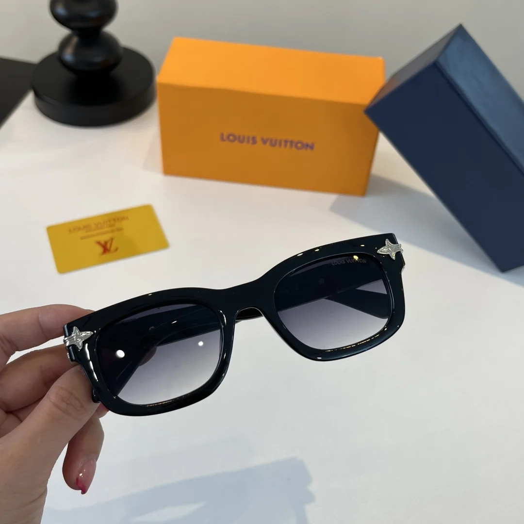 LV Sunglasses G510073426 - Image 11